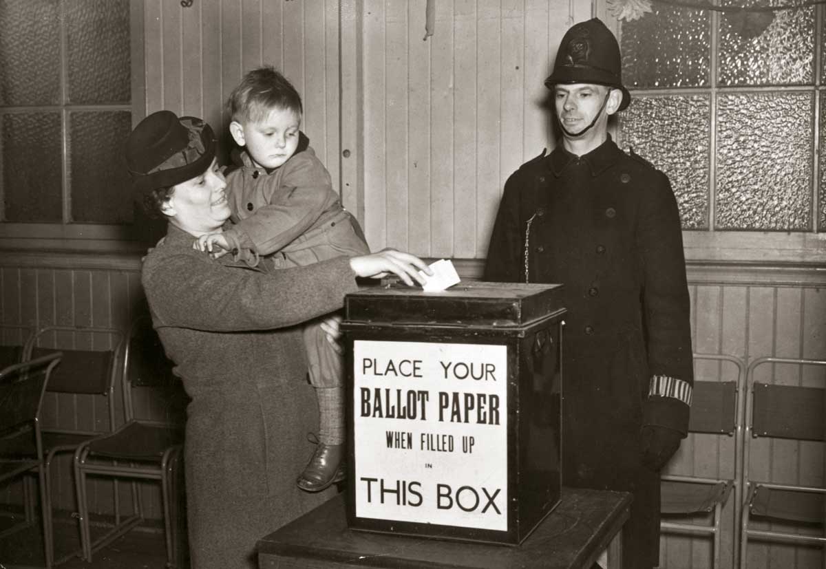 Mrs Blann casts her vote in the North Croydon by-election, 11 March 1948 © Getty Images. 