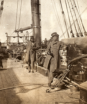 Captain Raphael Semmes (left) and Commander John McIntosh Kell on board the 'Alabama', 1863. Getty Images/Archive Photos/George Eastman House
