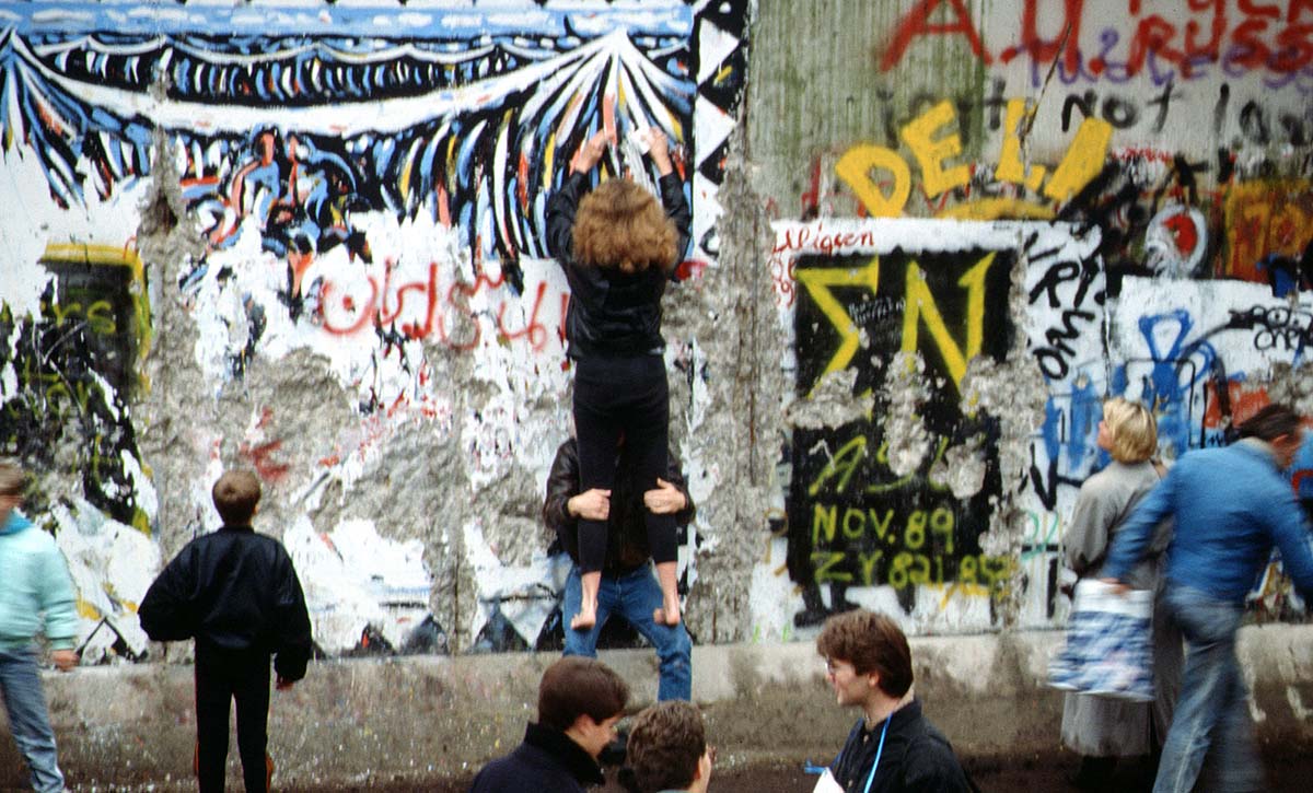 Fall of the Berlin Wall, November 1989. Wiki Commons.