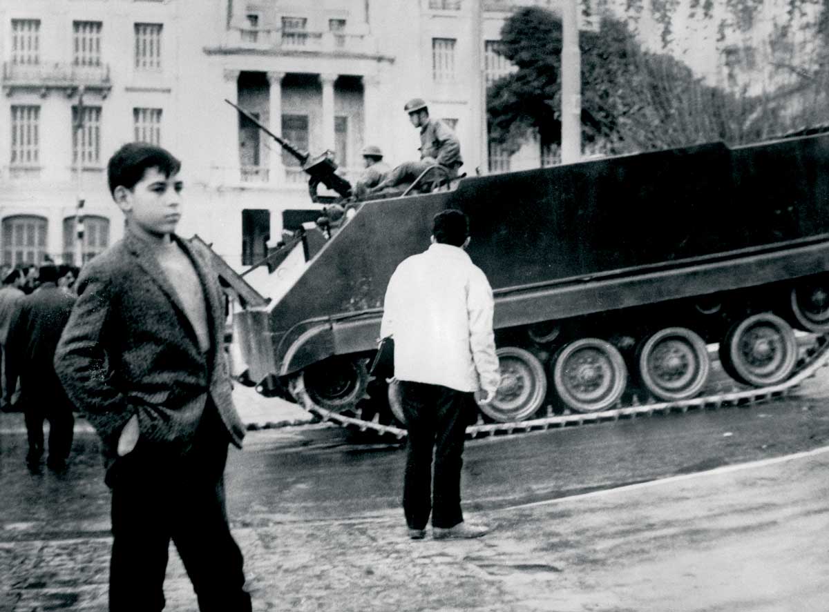 Armoured infantry in Athens, April 1967 © Bettmann/Getty Images.