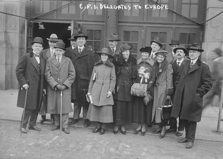 Bernays, second right, with other delegates of the Committee on Public Information, 1917.