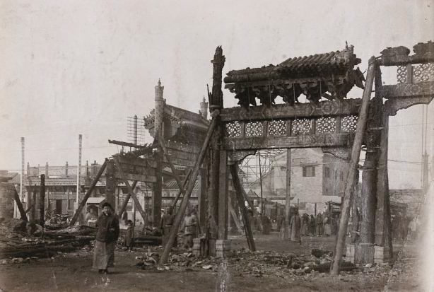 Scene in Beijing in February 1912 after a mutiny of revolutionary troops. The print was probably purchased by Hulme from a photographic studio.