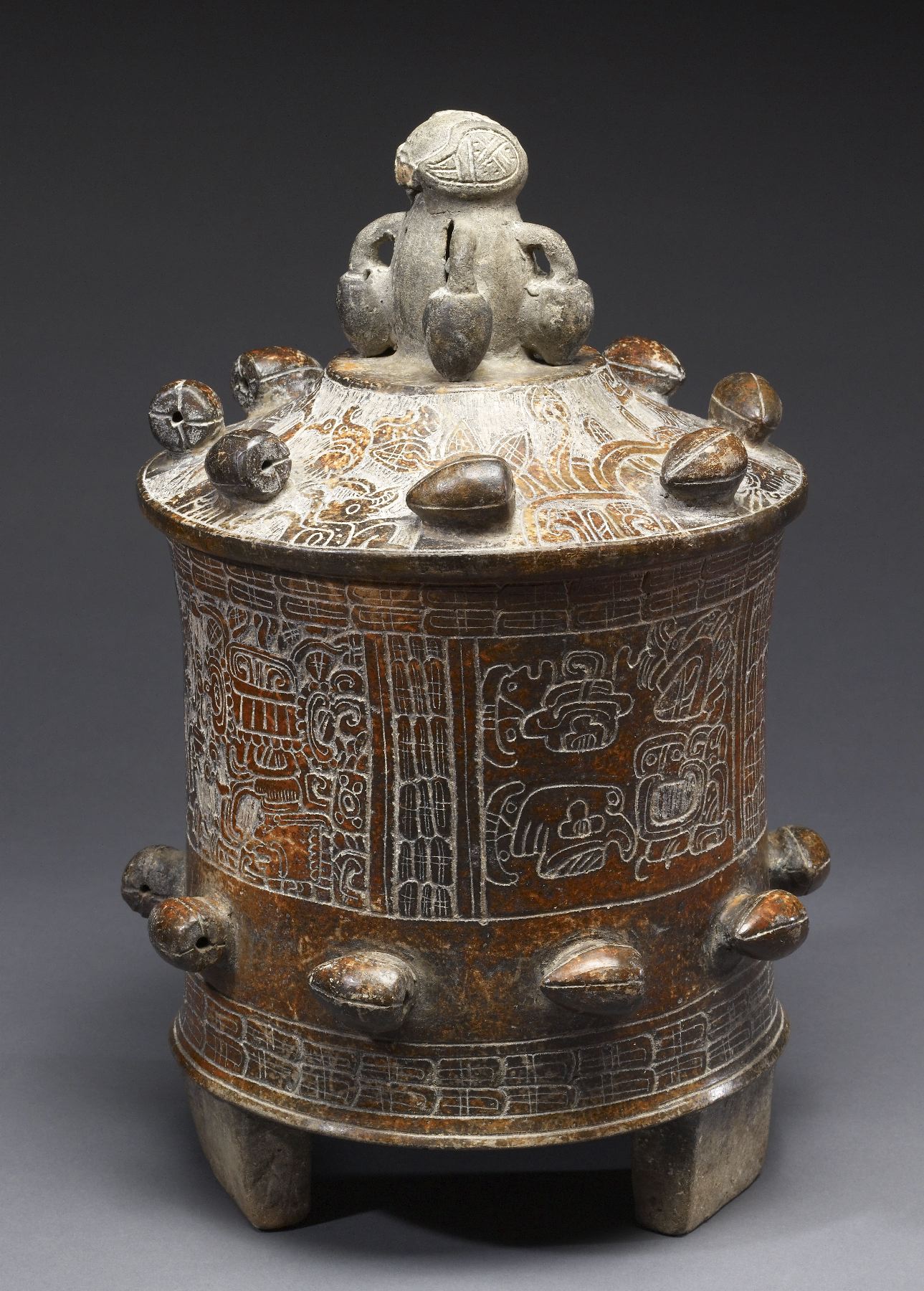 An earthenware Maya vessel for drinking chocolate, decorated with cacao beans, c. AD 250-550. Walters Art Museum (CC0).