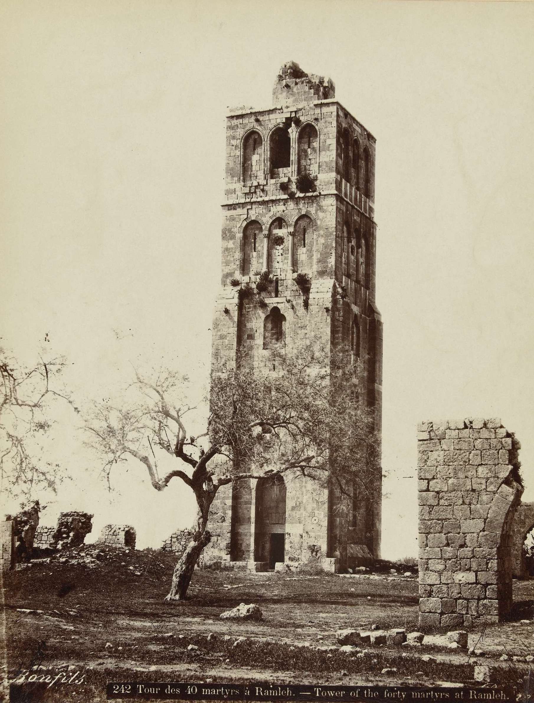 The minaret of the White Mosque in Ramla by Felix Bonfils, c. 1867-77. Rijksmuseum. Public Domain.