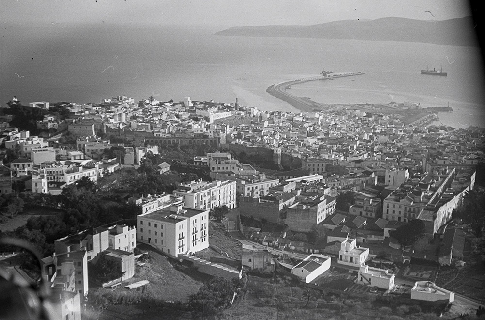 Aerial view of Tangier, by Walter Mittelholzer, 1932. 