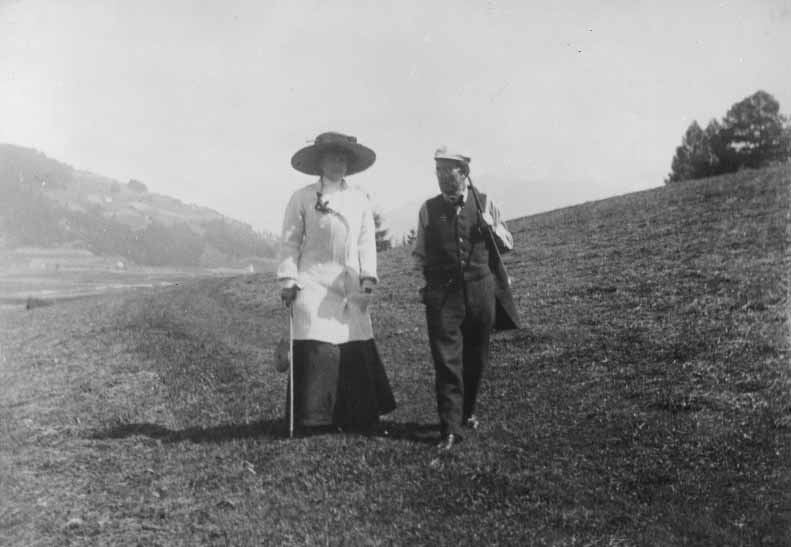 Alma Mahler with her husband, Gustav, 1909.