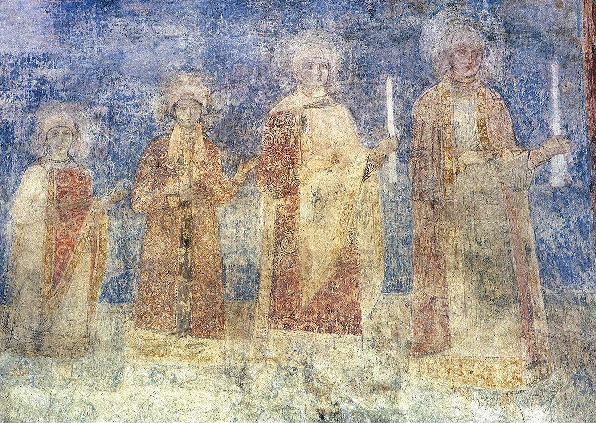 Mural depicting the daughters of Yaroslav the Wise, Saint Sophia Cathedral, Kyiv. Anne is possibly the figure second from left. Wikimedia Commons. 