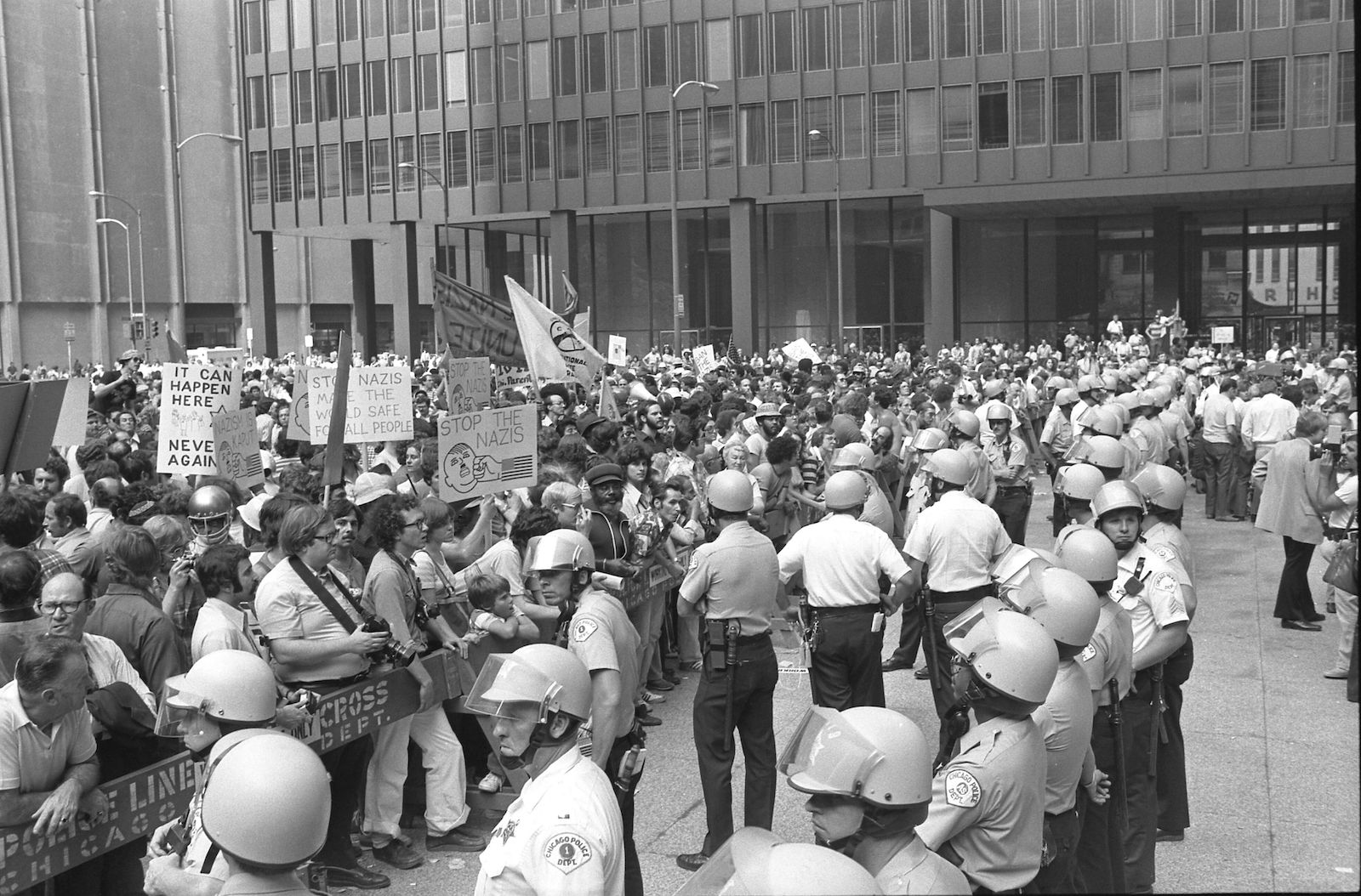 Counter-demonstrators at a neo-Nazi rally in Chicago from the Los Angeles Times Photographic Collection, c. 1978. The Regents of the University of California (CC BY 4.0).