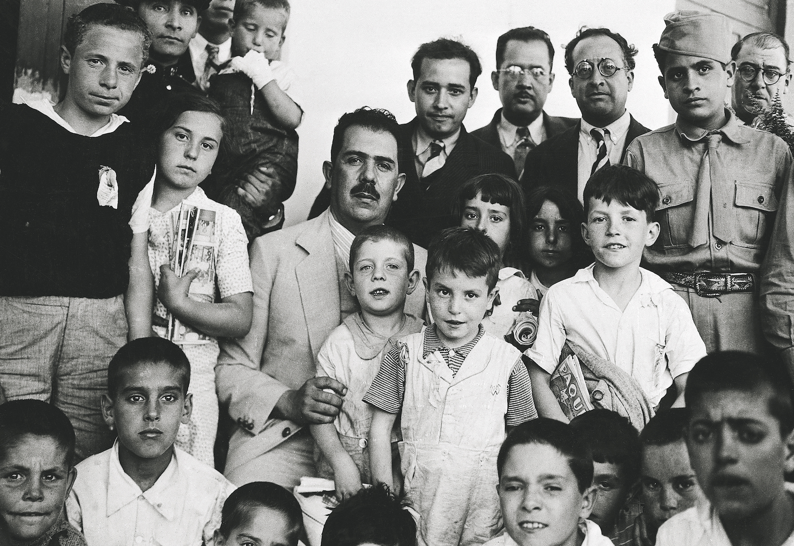 Mexican president Lázaro Cárdenas with some of the ‘Niños de Morelia’ escaping Franco’s Spain, Mexico City, 1937. Bettman/Getty Images.