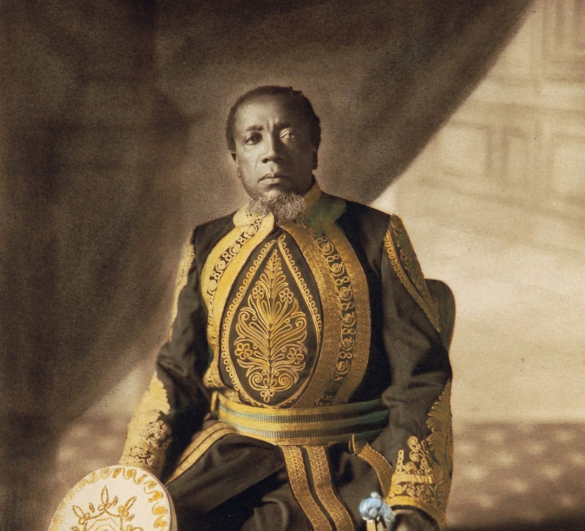 King Lewanika wearing the Victorian ambassador’s court uniform he wore to Edward VII’s coronation, 1902. Aberdeen City Council (Archives, Gallery & Museums Collection).