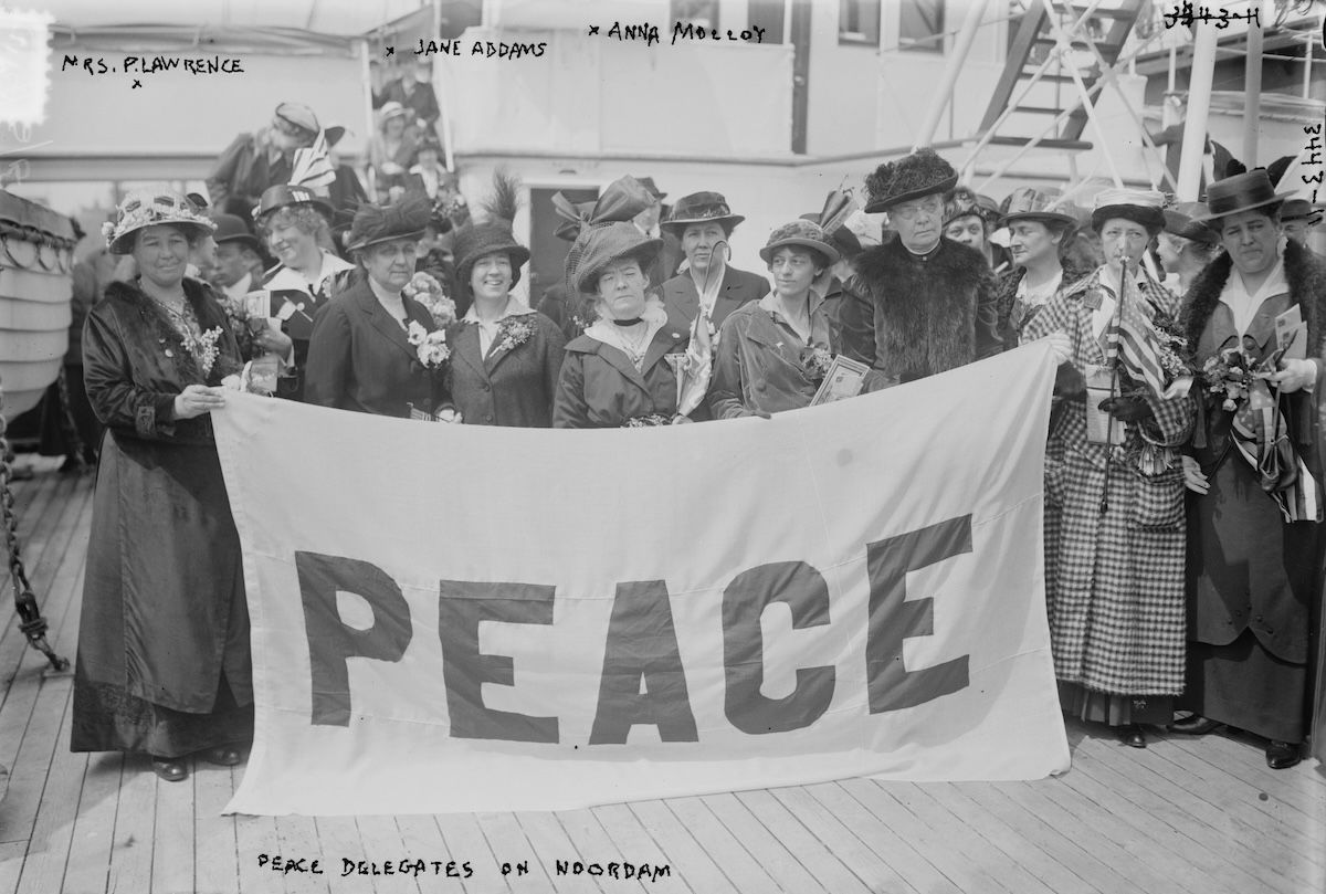 US delegates, including Jane Addams (second from left, front), travel to the International Congress of Women, 1915. Library of Congress. Public Domain. US delegates, including Jane Addams (second from left, front), travel to the International Congress of Women, 1915. Library of Congress. Public Domain.