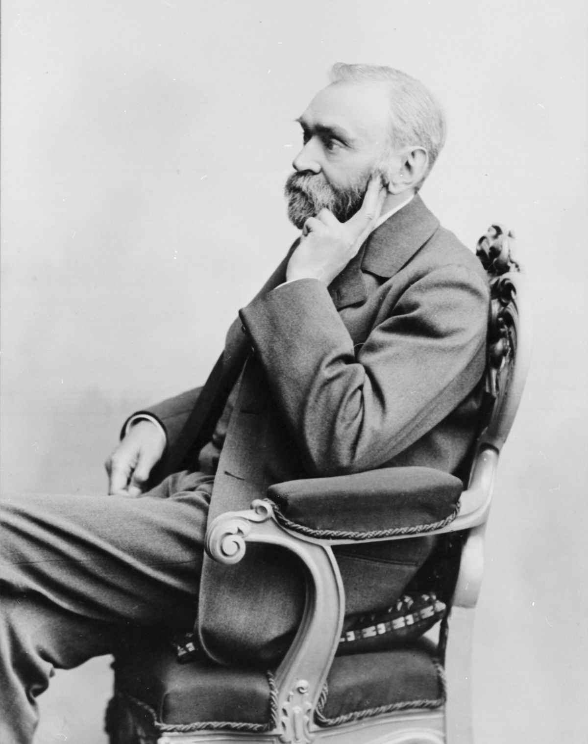 Alfred Nobel, c. 1889. Swedish National Museum of Science and Technology. Public Domain.