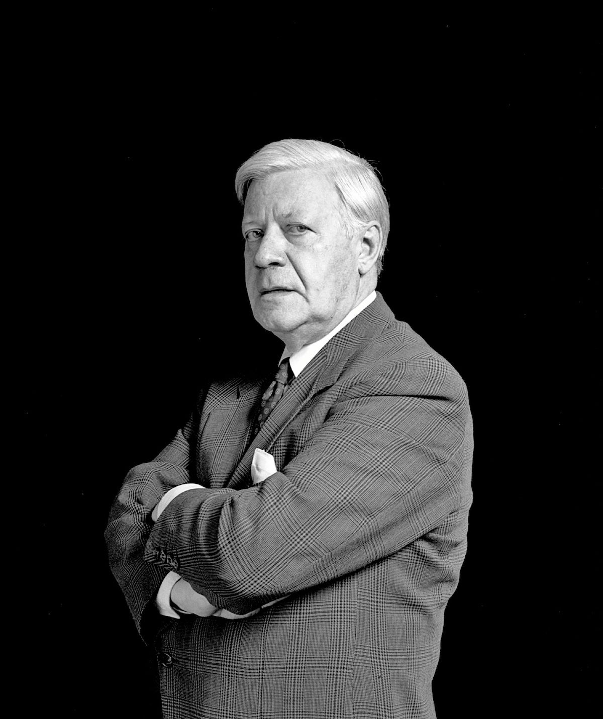 Former West German chancellor Helmut Schmidt, by Frank Krems, 1991. Deutsche Fotothek. Public Domain.