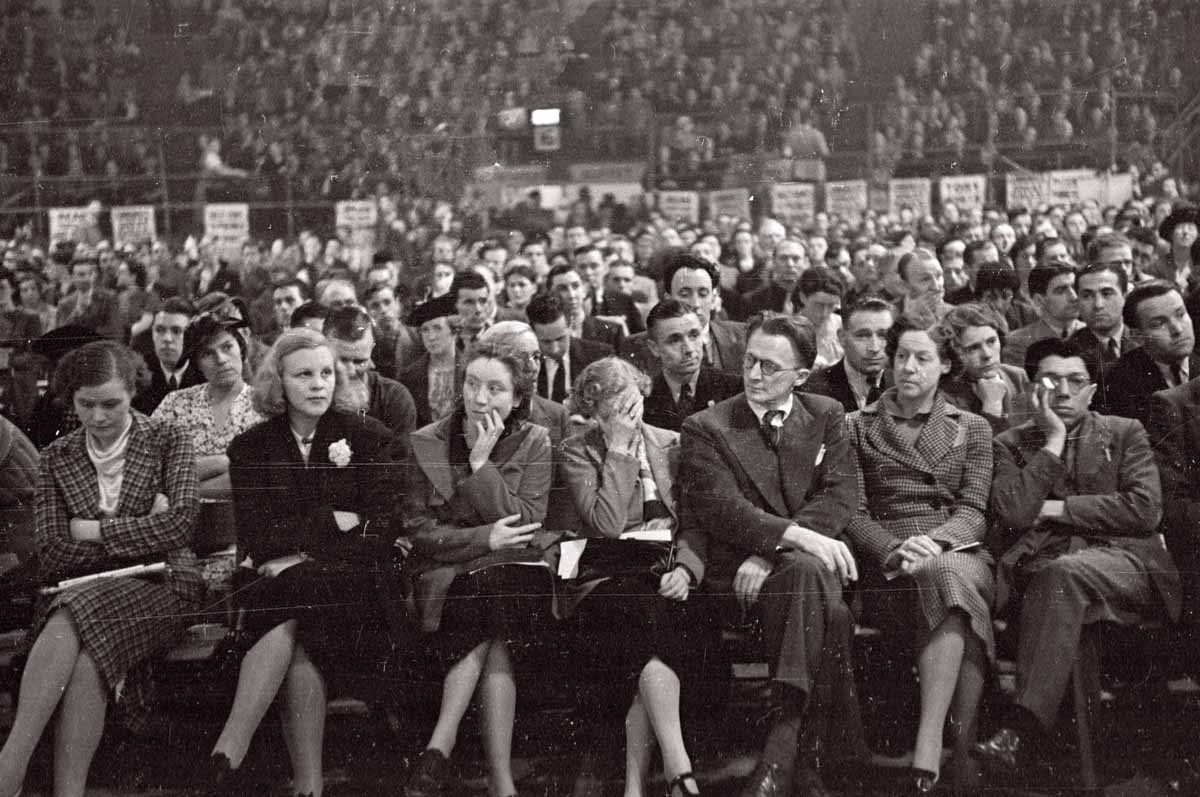 A meeting of the British Communist Party, Earls Court, London, 5 August 1939 © Hulton Getty Images.