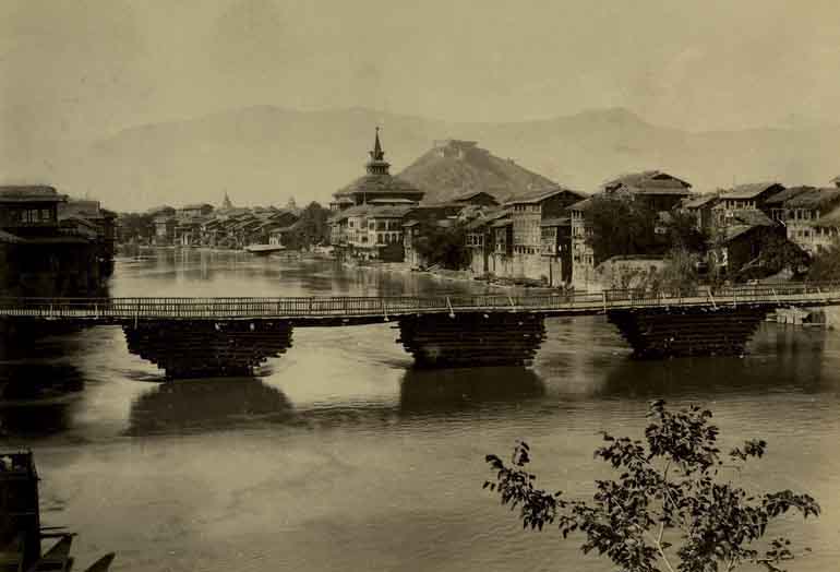 Bridge in Srinagar