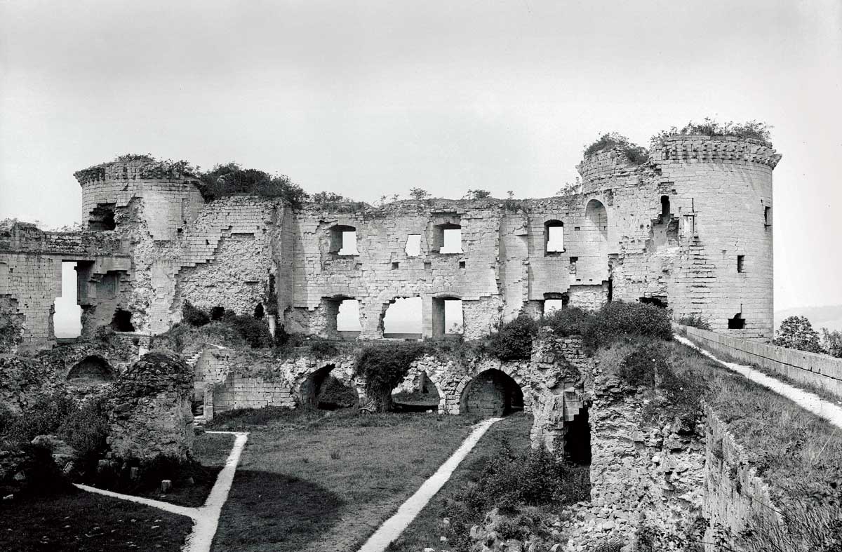 Interior view of Coucy, 1890 © Roger-Viollet/Getty Images