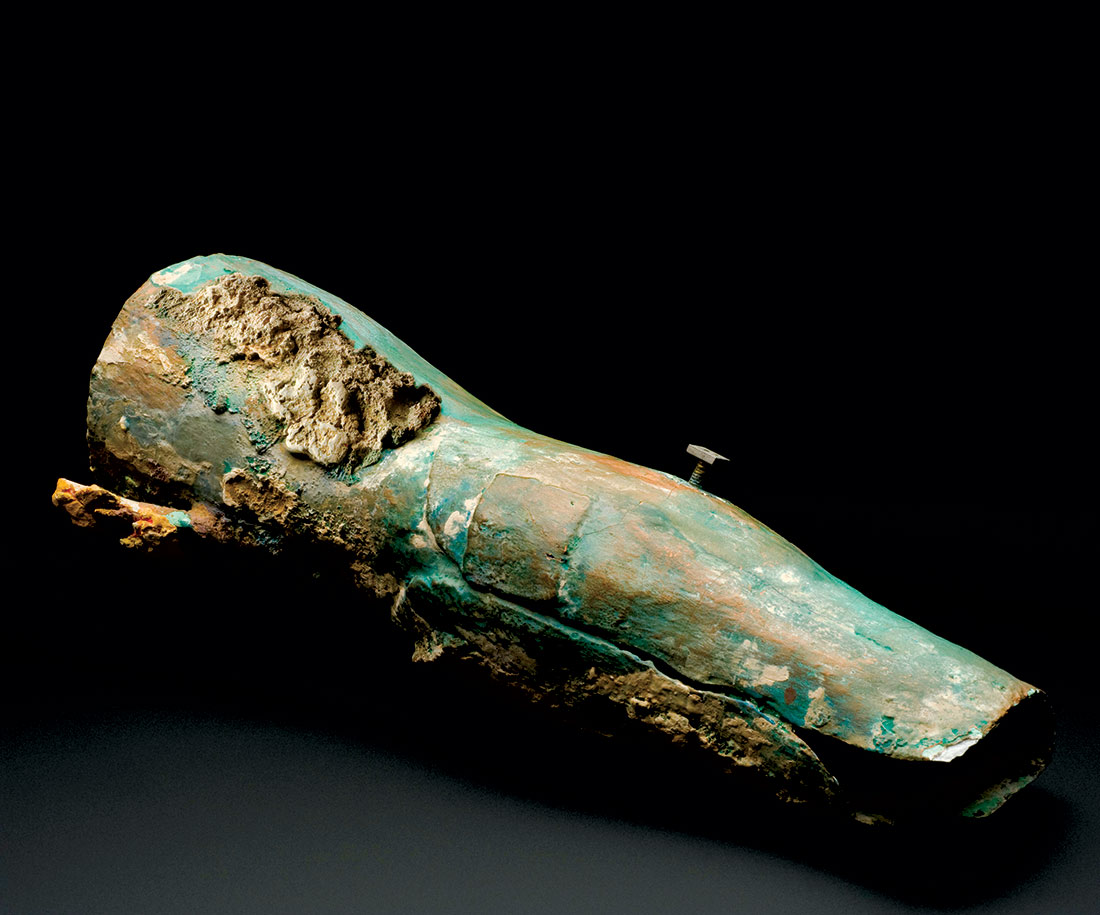 Modern reproduction of the Capua Limb  (c.300 BC), a now-destroyed Roman artificial leg, 1905-15.