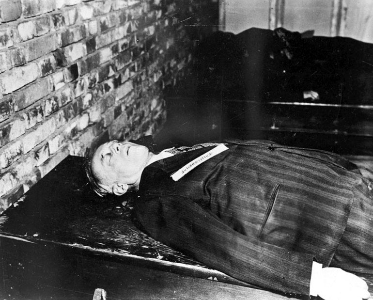 Joachim von Ribbentrop's body after his execution.