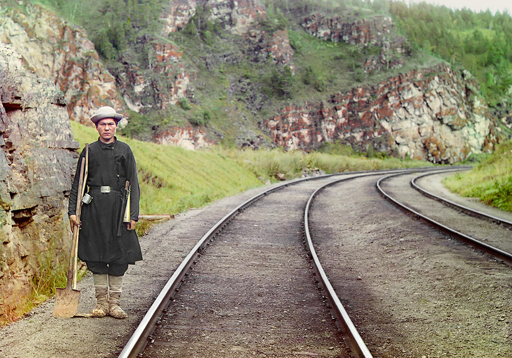 To the Edge of the World The Story of the Trans-Siberian Railway 