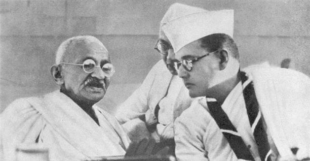Subhas Chandra Bose and Mohandas K. Gandhi at the Indian National Congress annual meeting in Haripura in 1938