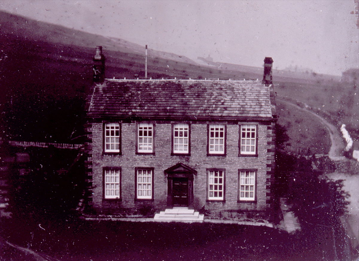 bronte_house.jpg bronte_house.jpg