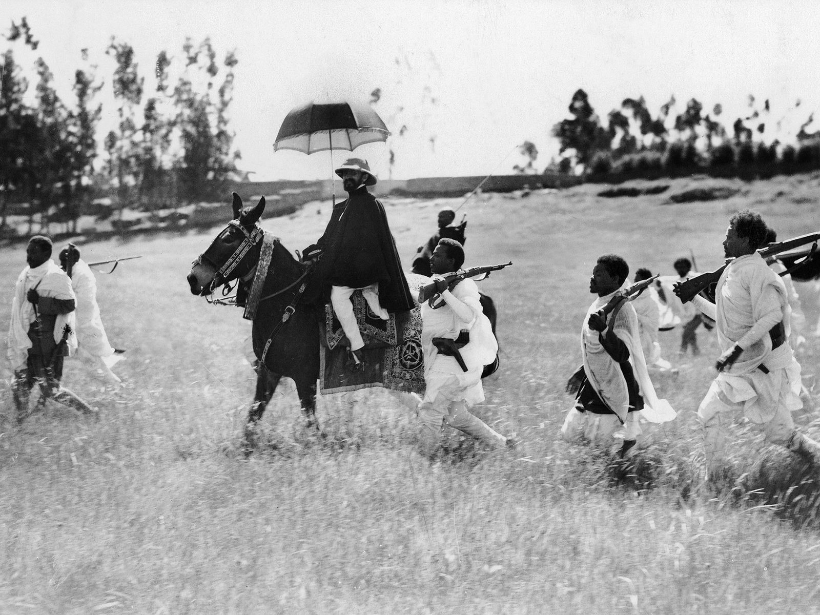 Haile Selassie with his troops, October 1935. 