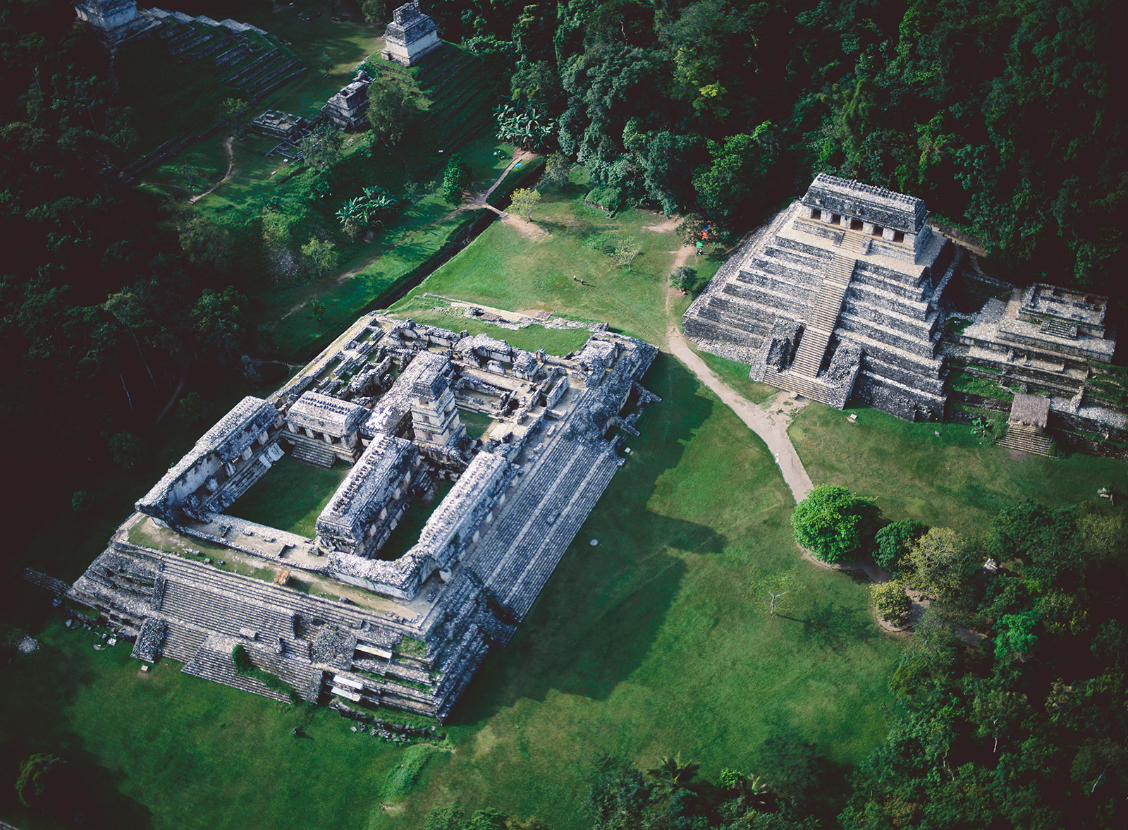 Maya ruins at Palenque. (Corbis/George Steinmetz)