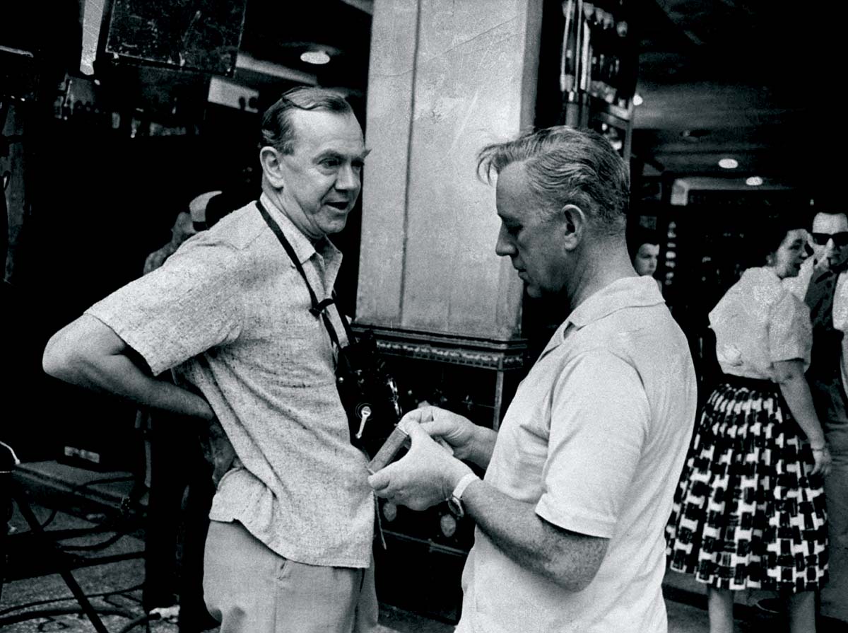 Graham Greene (left) and Alec Guinness on film location at Sloppy Joe’s bar, Havana, 20 April 1959 © Peter Stackpole/LIFE/Getty Images