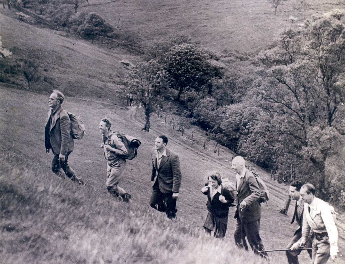 Labour Cabinet ministers walking in the Peak District, 1947. Roderick Floud, courtesy James Franklin/Gresham College.