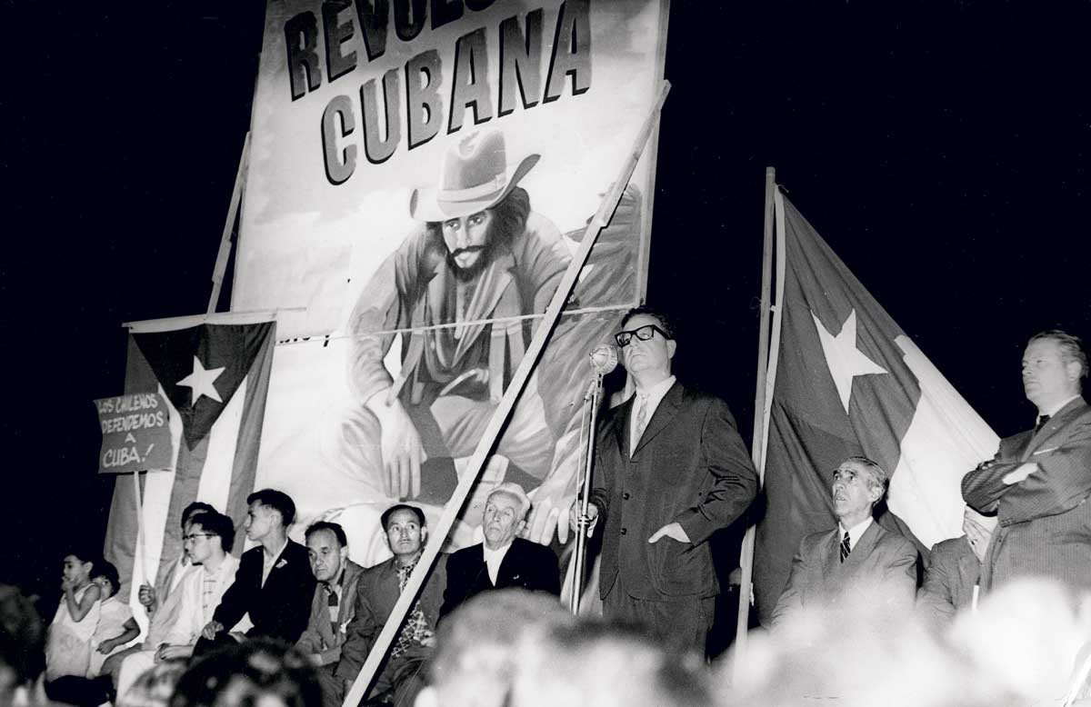 Salvador Allende, Senator of Chile’s Socialist Party, at a solidarity rally for the  Cuban revolution, 1962 © Getty Images