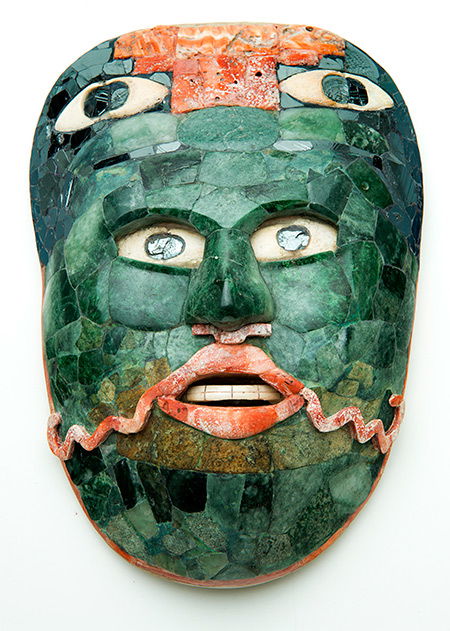  Jade and hematite shell belt mask. Consejo Nacional para la Cultura y las Artes - Instituto Nacional de Antropología e Historia - Fotógrafo Ignacio Guevara