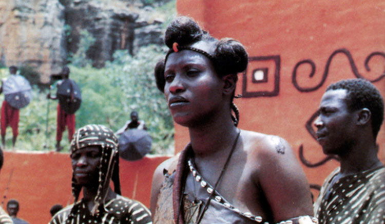 Aï Keïta in the title role of Sarraounia.