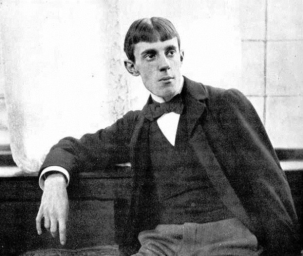 Portrait of Aubrey Beardsley by photographer Frederick Hollyer.