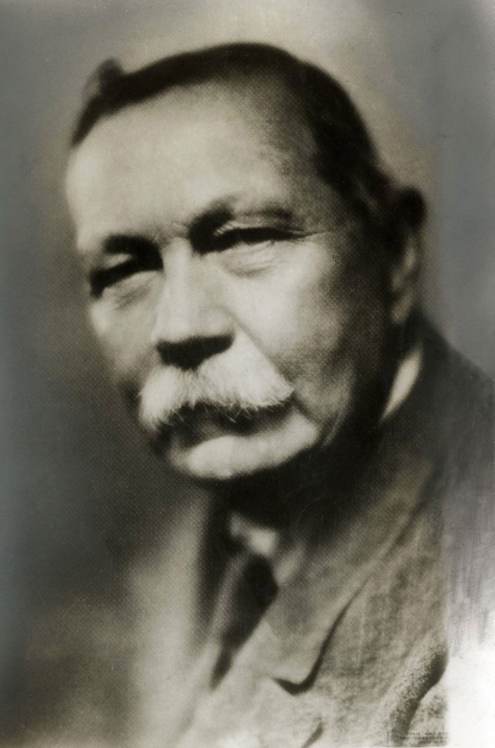 Sir Arthur Conan Doyle. Nationaal Archief. Public Domain.
