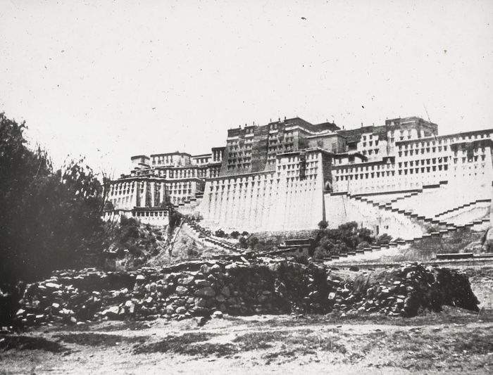 Potala Palace in Lhasa, Tibet, by Raphaël Verwilghen. Catholic University of Leuven. Public Domain.