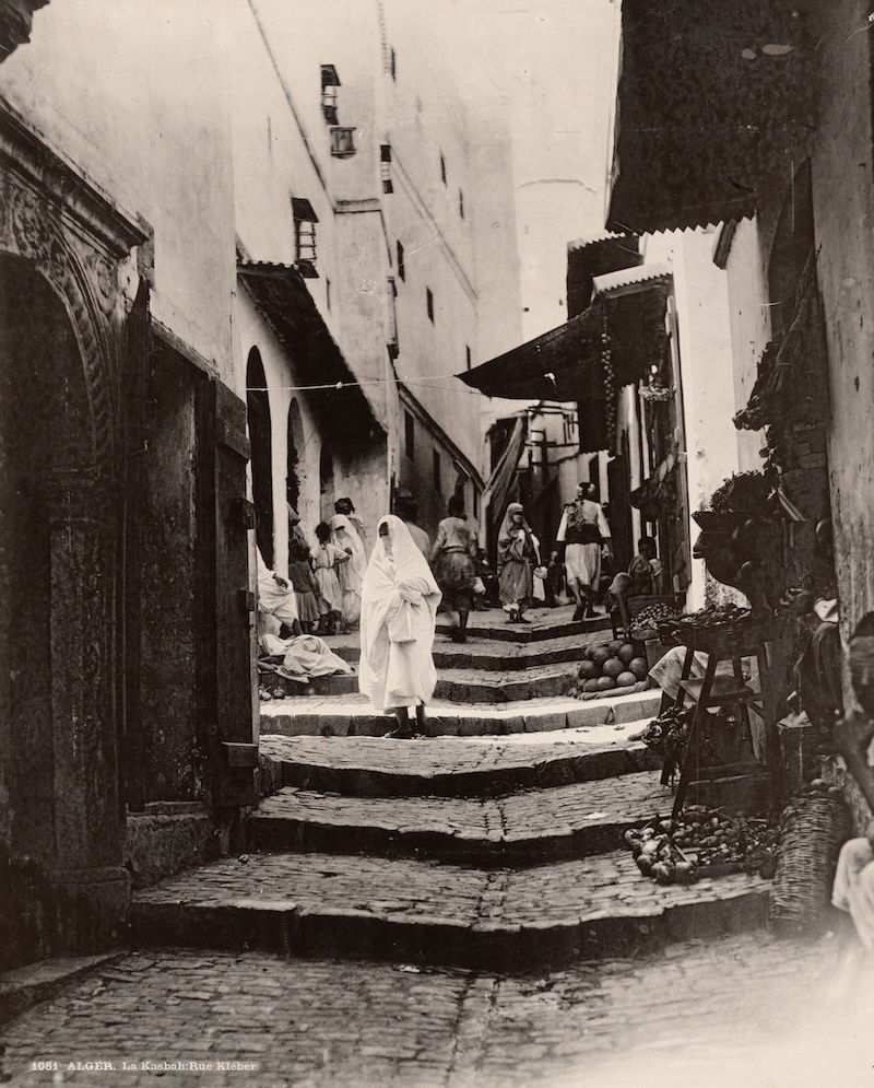 A scene in the Casbah of Algiers, Alexandre Leroux, c.1876-90. J. Paul Getty Museum, Los Angeles. Public Domain.