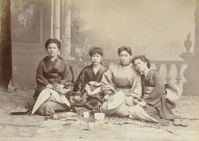 A studio portrait of Japanese women, c.1890-1910. Rijksmuseum. Public Domain.