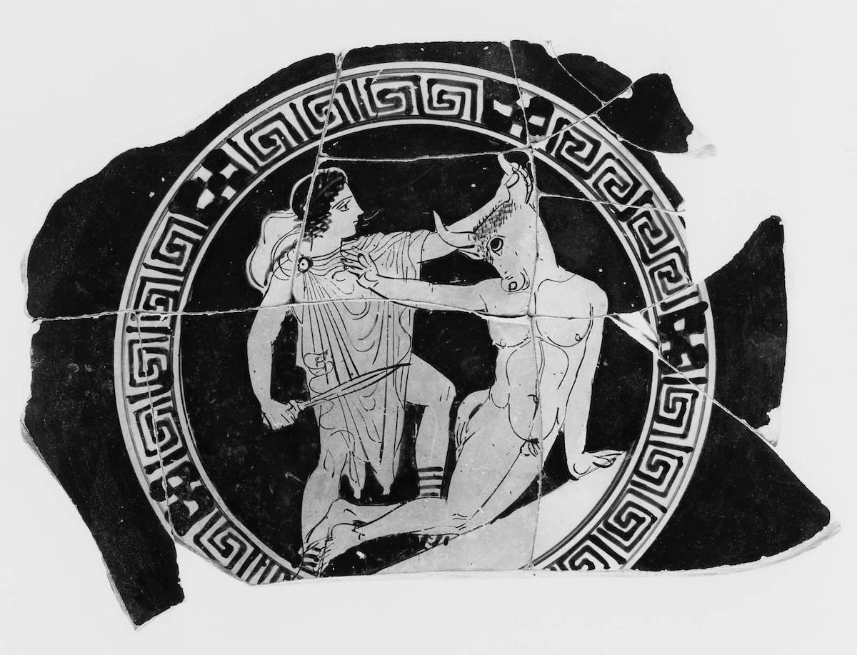 Drinking cup depicting Theseus killing the Minotaur, c. 5th century BC. Museum of Fine Arts, Boston. Public Domain.