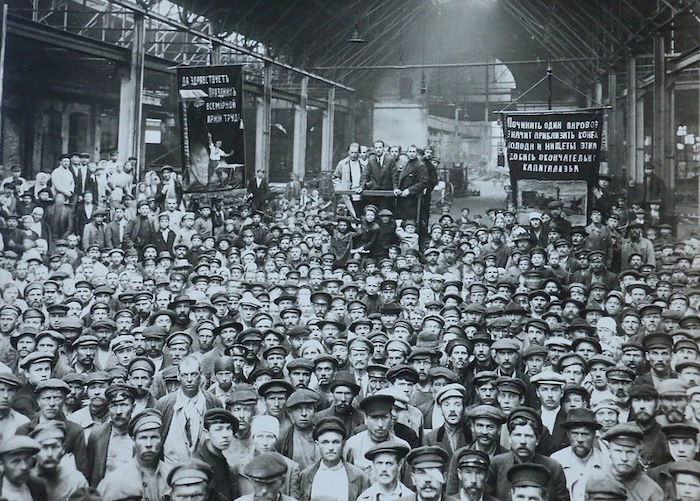 Workers at the Putilov Plant, July 1920. The Kathryn and Shelby Cullom Davis Library. Public Domain..