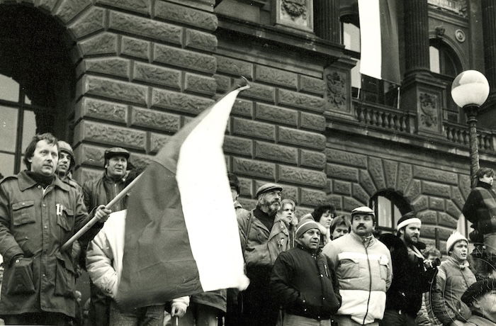 Demonstrators on Prague’s Wenceslas Square, Ivana Černá, November 1989. Czech Národní Muzeum (CC BY).