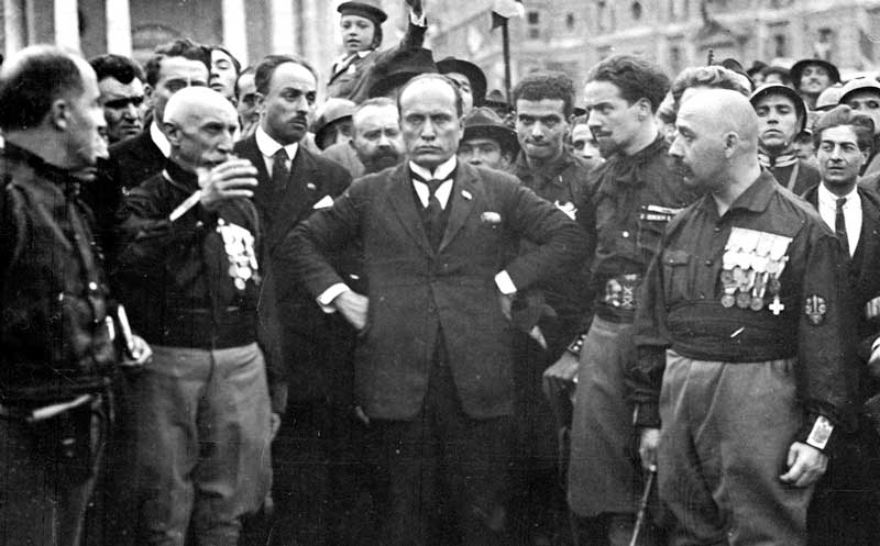 Benito Mussolini, during the march on Rome, with some of the quadruplets: from left Emilio De Bono, Italo Balbo and Cesare Maria De Vecchi.