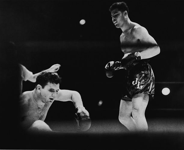 Joe Louis takes the title from James J. Braddock. Getty Images / Archive Photos