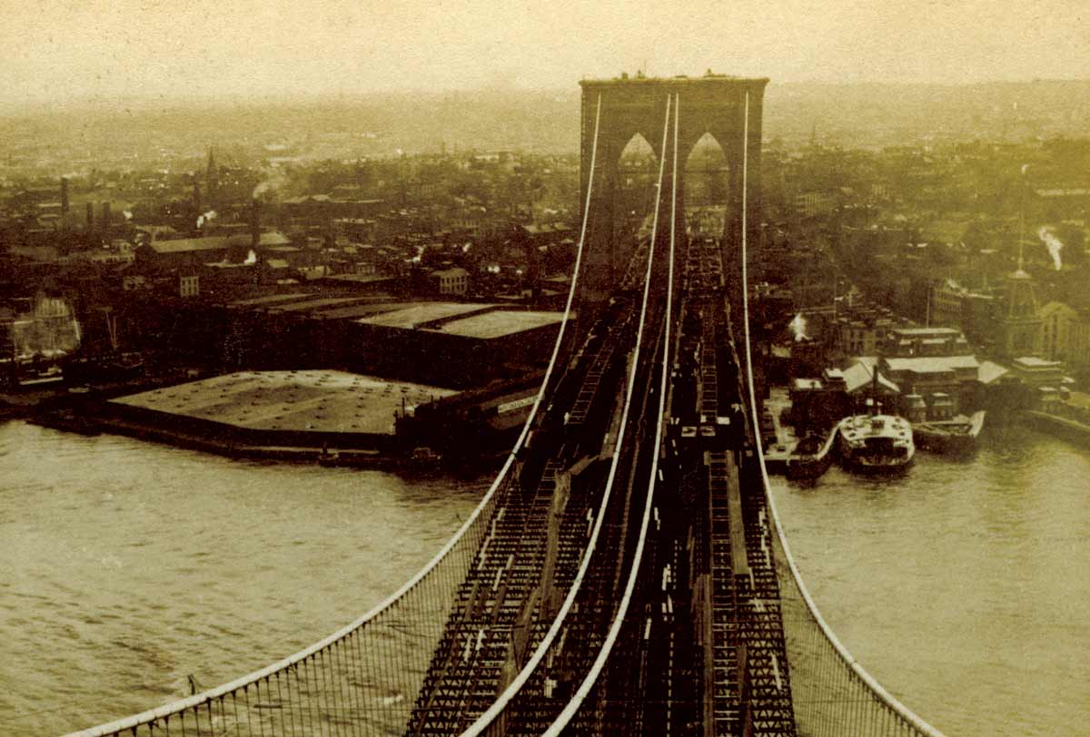 Tower of the Brooklyn Bridge under construction in the 1870s © Getty Images.