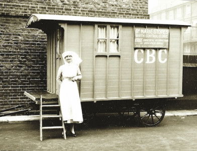 Marie Stopes’ Birth Control Clinic van, c.1920. Wellcome Collection. Public Domain.