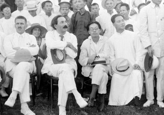 Wang Jingwei, Zhang Tailei and Mikhail Borodin, c.1925. Collection of C. H. Foo and Y. W. Foo. Historical Photographs of China, University of Bristol. Wang Jingwei, wearing a white changpao, seated second from the right. Borodin is second from the left. Zhang Tailei sits between them, and was Borodin's interpreter in this period. 