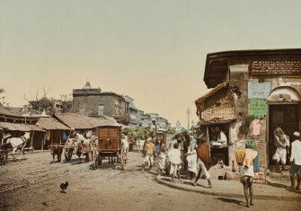 A bustling Kolkata street scene from Chitpur Road, late 19th century, by Dr. Kurt Boeck. The Cleveland Museum of Art. Public Domain.