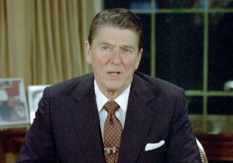 President Ronald Reagan makes his Star Wars speech from the Oval Office, 23 March 1983. US National Archives and Records Administration. Public Domain.