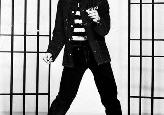 Elvis_Presley_promoting_Jailhouse_Rock.jpg