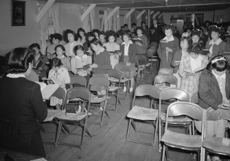 Sunday-school-Manzanar-Ansel-Adams.jpg