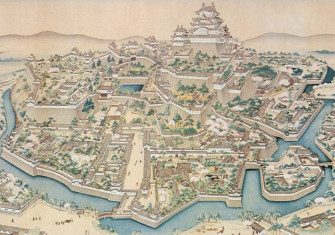 A hanging scroll painting of Himeji castle.